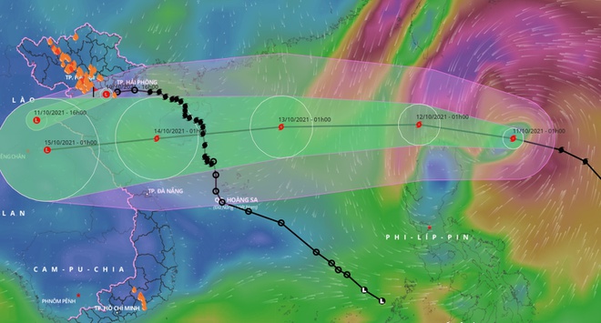 Dự báo đường đi của bão Kompasu sắp vào Biển Đông. Ảnh: VNDMS.