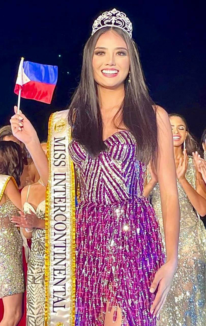   Hôm 30/10, Cinderella Faye Obeñit vượt hơn 70 thí sinh và đăng quang Hoa hậu Liên lục địa lần 49. Cô trở thành người đẹp thứ hai của Philippines thắng giải, sau Karen Gallman năm 2018.  