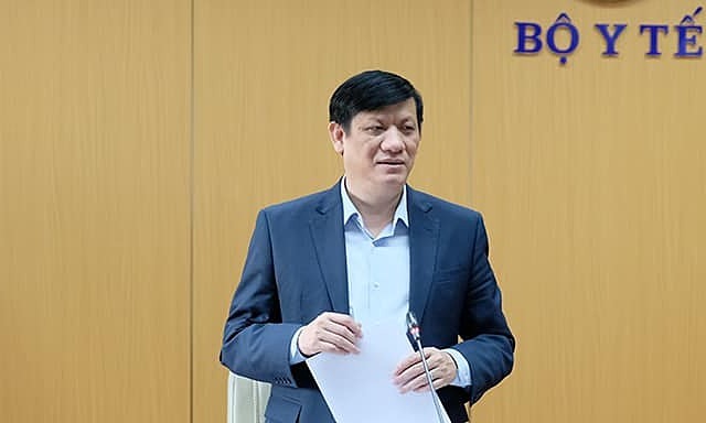   Bộ trưởng Nguyễn Thanh Long tại cuộc họp chiều 6/12. Ảnh: Trần Minh  