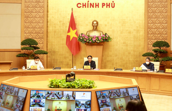   Phó thủ tướng - Trưởng Ban Chỉ đạo quốc gia về phòng chống thiên tai Lê Văn Thành chủ trì cuộc họp ứng phó với bão Rai - Ảnh: CHÍ TUỆ  
