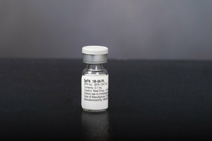 Mỹ thử nghiệm vaccine phổ quát ngăn ngừa tất cả biến chủng nCoV