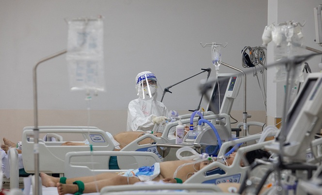 Thiếu oxy điều trị Covid-19, TP.HCM kiến nghị giảm cung cấp khí sản xuất thép để cung ứng cho bệnh viện