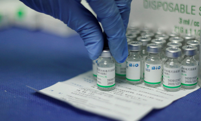 Vaccine của Trung Quốc có thể ngăn ca Omicron trở nặng