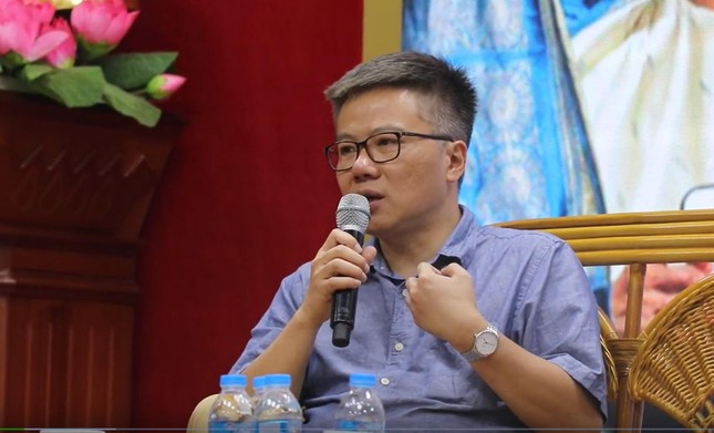         Giáo sư Ngô Bảo Châu        