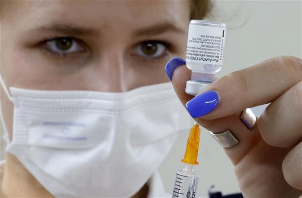   Vaccine phòng COVID-19 của Hãng Pfizer/BioNTech. (Ảnh: AFP/TTXVN)  