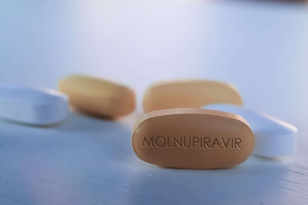 Hướng dẫn cách sử dụng thuốc Molnupiravir điều trị COVID-19