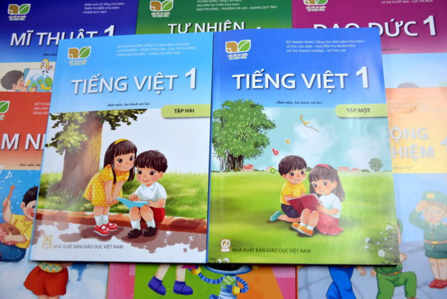 Chủ tịch Hội đồng thẩm định sách Tiếng Việt 1 lên tiếng việc không dạy chữ P trong SGK