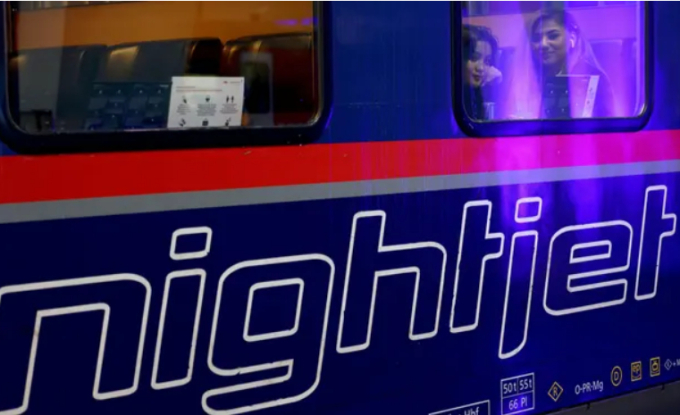 Tàu Nightjet tại ga Vienna. Ảnh: Reuters / Alamy