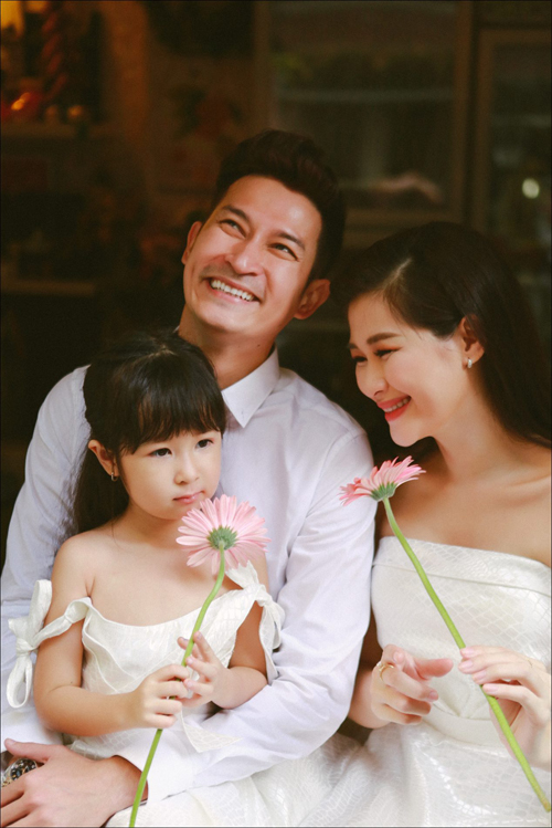 Những mỹ nhân Việt chưa được mặc váy cưới vẫn có gia đình hạnh phúc