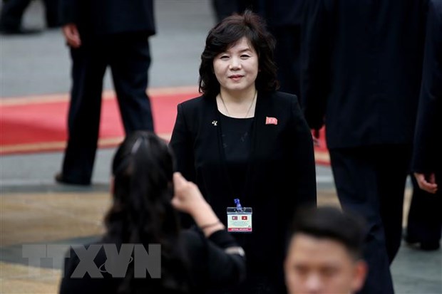 Bà Choe Son-hui trong chuyến tháp tùng nhà lãnh đạo Kim Jong-un tới Hội nghị thượng đỉnh Mỹ-Triều ở Hà Ni ngày 1/3/2019. (Ảnh: AFP/TTXVN)