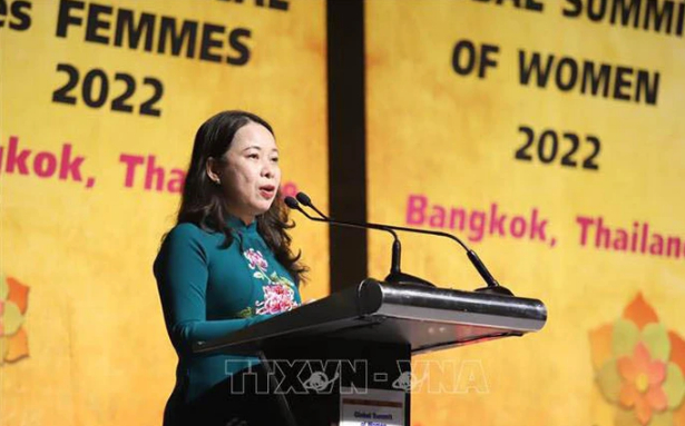 Phó Chủ tịch nước Võ Thị Ánh Xuân phát biểu tại Lễ Khai mạc Hội nghị Thượng đỉnh Phụ nữ Toàn cầu năm 2022, chiều 23/6. Ảnh: Ngọc Quang/TTXVN