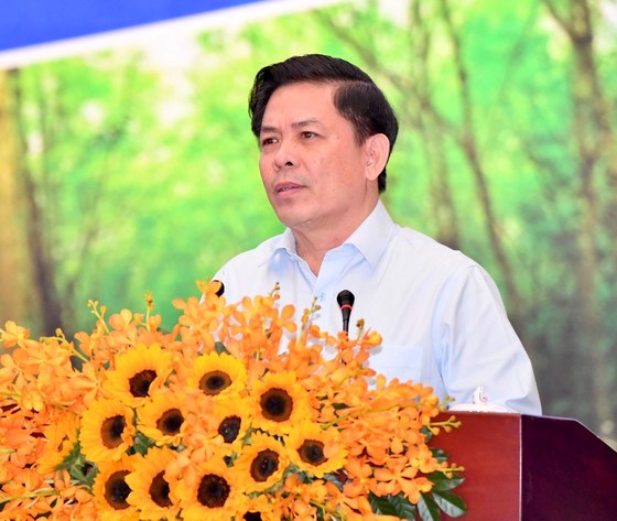   Bộ trưởng Bộ GTVT Nguyễn Văn Thể: 