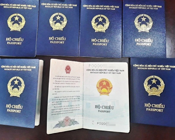 Cộng hòa Czech dừng công nhận hộ chiếu Việt Nam mẫu mới