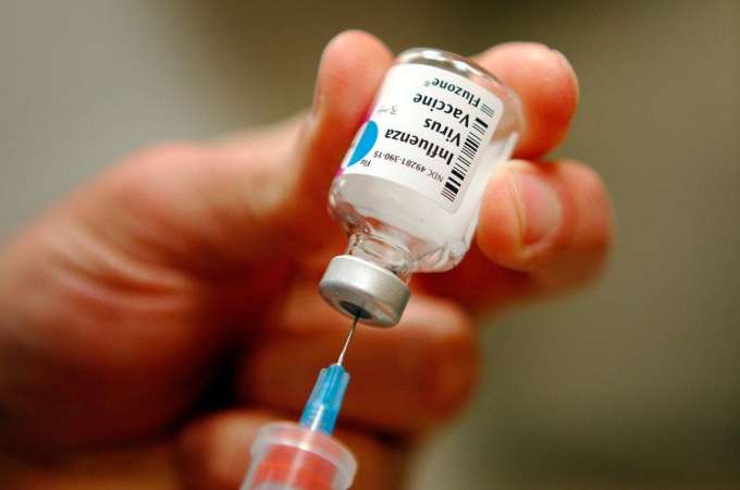 Nhiều người đang tiêm vắc xin cúm A để... ngừa sốt xuất huyết