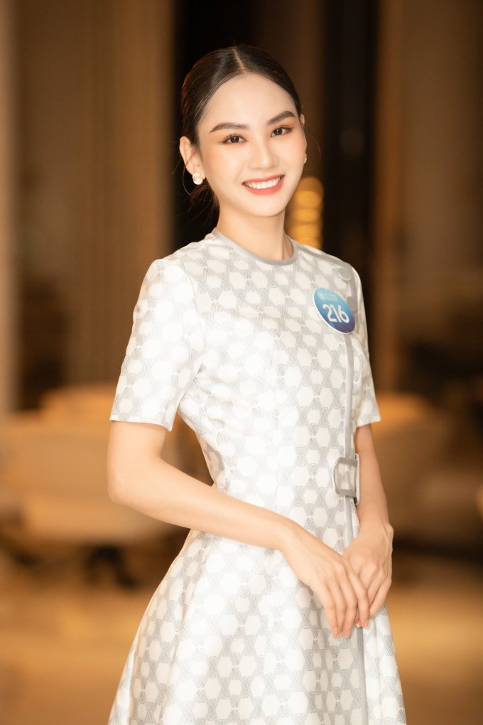   Huỳnh Nguyễn Mai Phương từng đăng quang Hoa khôi Đại học Đồng Nai năm 2018, vào top 5 Hoa hậu Việt Nam 2020. Mai Phương góp mặt hầu hết trong Top 5 các giải thưởng phụ. Cô có nhiều tài lẻ gồm hát, nhảy, chơi đàn. Cô hiện chắc suất vào Top 20 sau thắng giải 