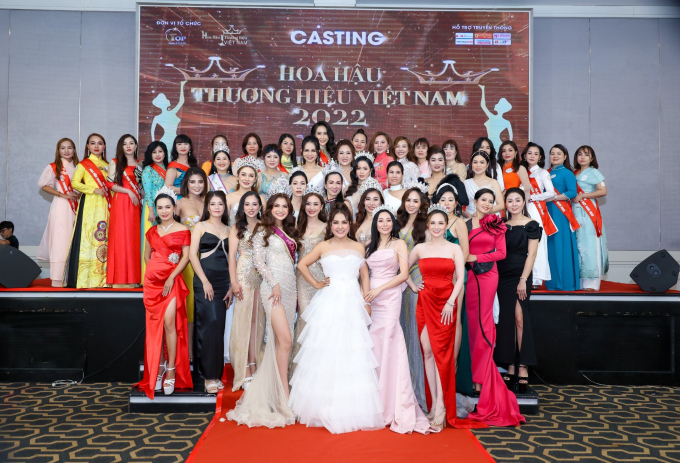 Vòng sơ khảo cuộc thi Hoa hậu Thương hiệu Việt Nam 2022 diễn ra thành công với phần thể hiện đầy tự tin của dàn thí sinh đến từ mọi miền đất nước.