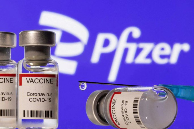 Giá vắc xin COVID-19 của Pfizer chuẩn bị tăng gấp 4 lần
