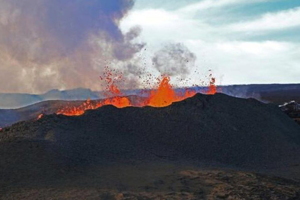   Núi lửa Mauna Loa ở Hawaii - Ảnh: USGS  