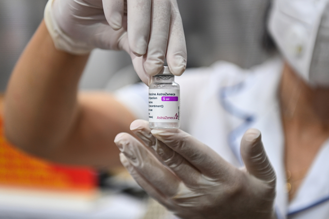 Hà Nội phân bổ gần 18.000 liều vắc xin COVID-19