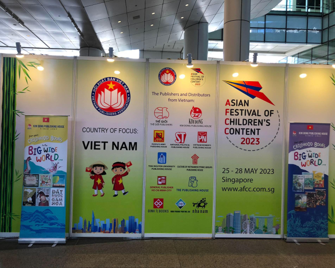 Pano giới thiệu các NXB Việt Nam tham dự Hội sách Thiếu nhi châu Á 2023.