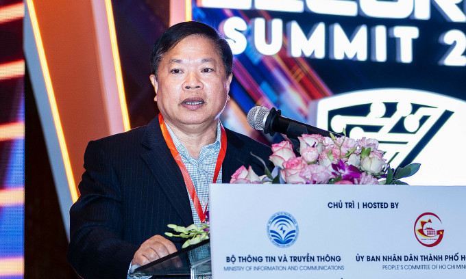   Thiếu tướng Nguyễn Văn Giang, Phó Cục trưởng An ninh mạng và phòng, chống tội phạm sử dụng công nghệ cao, phát biểu tại sự kiện. Ảnh: IEC  