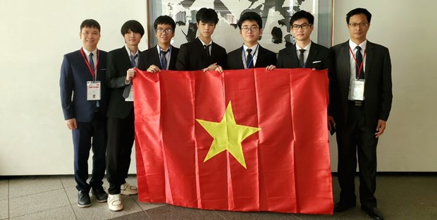 Đội tuyển Olympic Vật lý 2023 của Việt Nam đã đạt thành tích xuất sắc. (Ảnh: PV/Vietnam+)