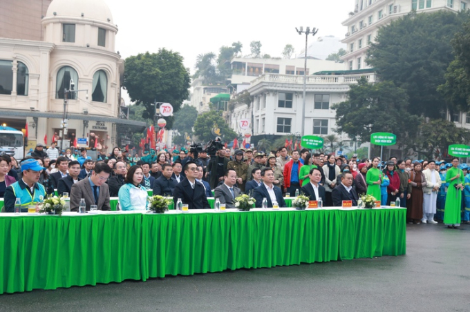 Lãnh đạo các Sở, Ban, Ngành TP. Hà Nội tham dự Lễ phát động