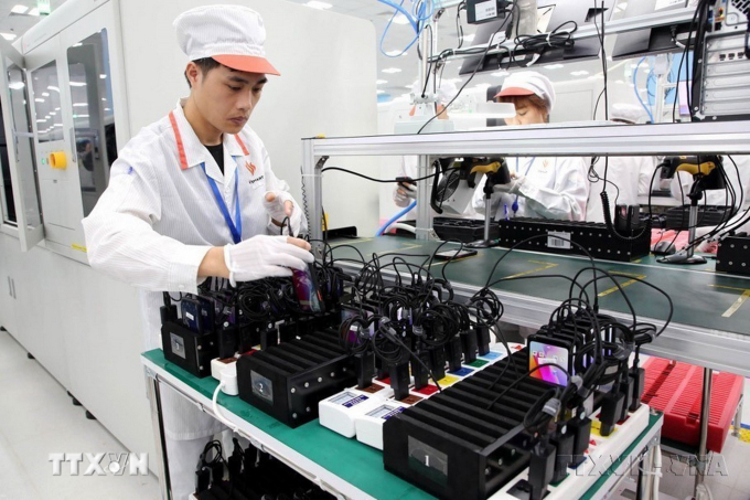Đất nước đổi mới, hội nhập và phát triển mạnh mẽ.