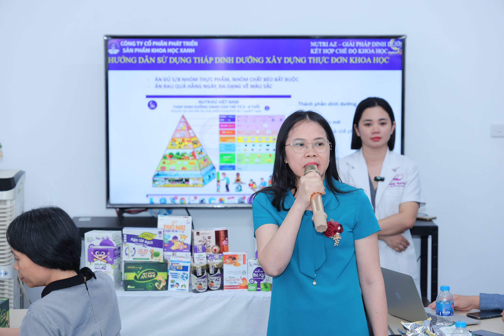 Tọa đàm cũng thu hút đóng góp ý kiến của nhiều chuyên gia.