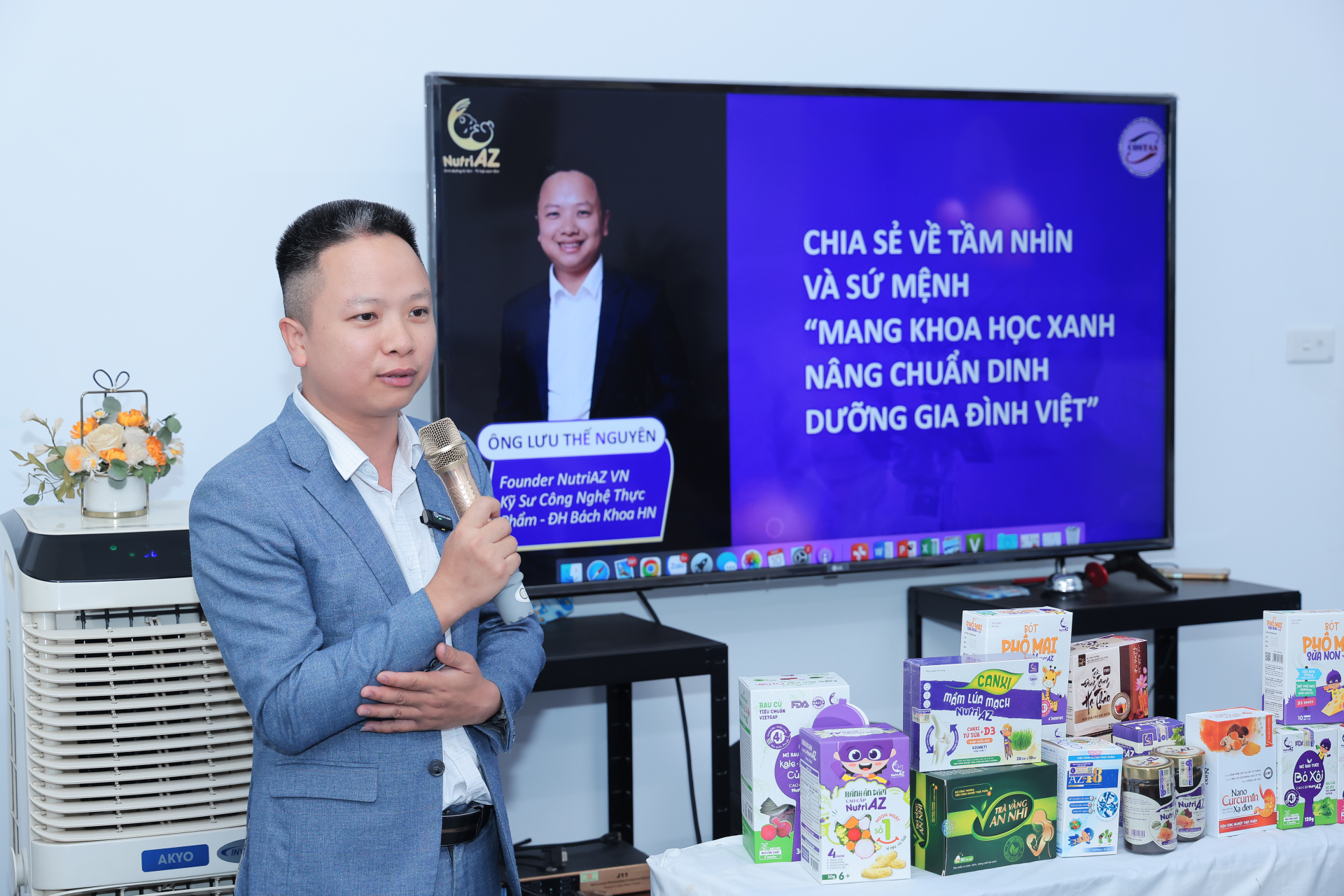 kỹ sư Lưu Thế Nguyên, nhà sáng lập NutriAZ Việt Nam cho rằng, các nghiên cứu khoa học có vai trò tiên quyết trong việc tạo ra các sản phẩm để đưa tới người tiêu dùng. Việc kết hợp giữa nhà khoa học, doanh nghiệp và chuyên gia uy tín sẽ giúp tạo ra các sản phẩm chất lượng cao, phục vụ người tiêu dùng.
