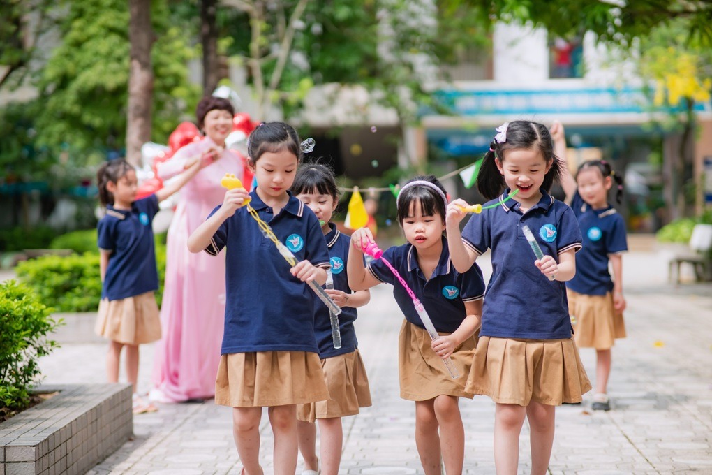Cũng tại Công điện 61/CĐ-TTg, Thủ tướng yêu cầu cần đảm bảo an toàn, lành mạnh cho trẻ em, học sinh trong các hoạt động vui chơi, thể chất dịp nghỉ hè.
