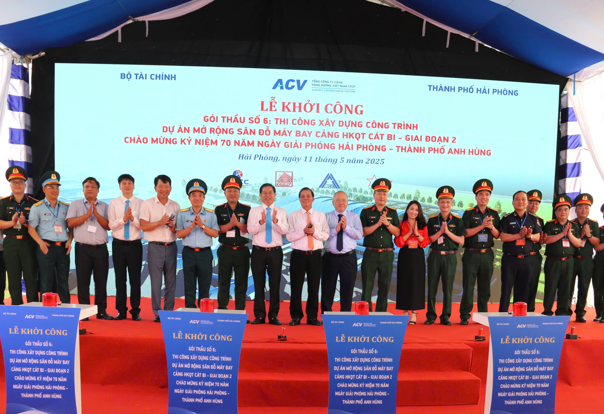 Cùng với đó là các dự án được khởi công.