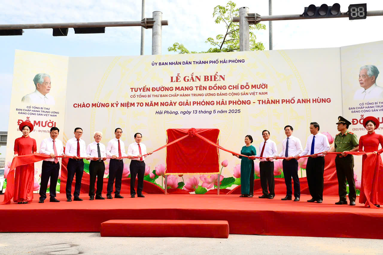 Hải Phòng gắn biển tên đường mang tên cố Tổng Bí thư Đỗ Mười.
