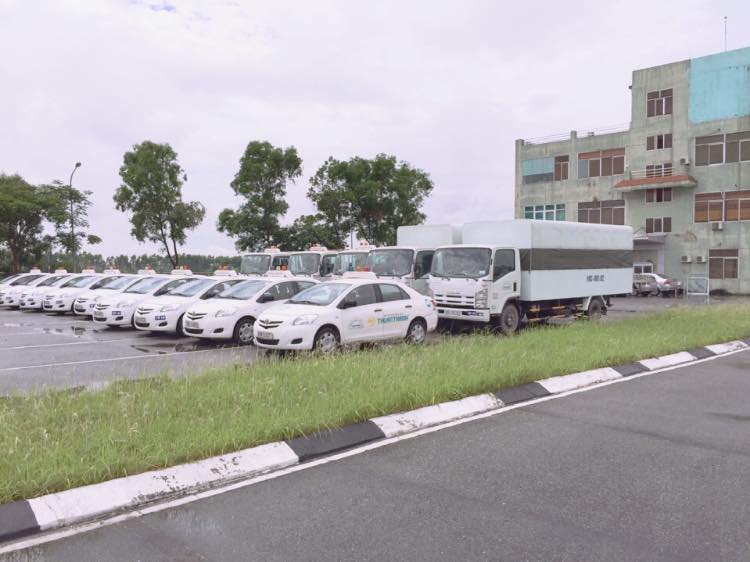 Nhà trường đầu tư trang bị phương tiện đào tạo, sát hạch chuyên nghiệp. 