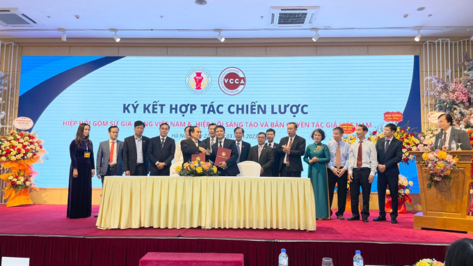 Lễ ký kết thỏa thuận hợp tác với Hiệp hội Gốm sứ gia dung Việt Nam