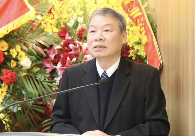 Phó Trưởng Ban Thường trực Điều hành Ban Bảo vệ, chăm sóc sức khỏe cán bộ Trung ương Trần Huy Dụng thay mặt Ban báo cáo về kết quả hoạt động của Ban thời gian qua.