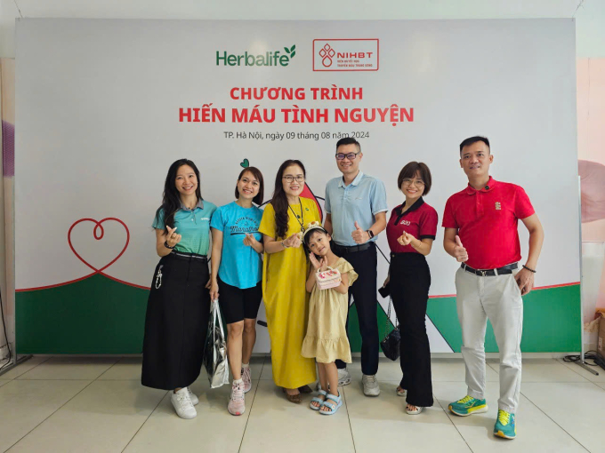 Các thành viên Herbalife đồng hành cùng chương trình hiến máu tình nguyện