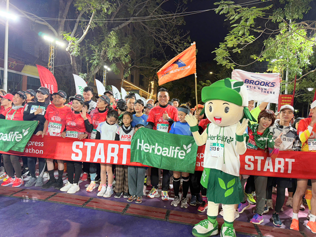 Herbalife Việt Nam đồng hành cùng VnExpress Marathon Hải Phòng lần thứ hai liên tiếp 