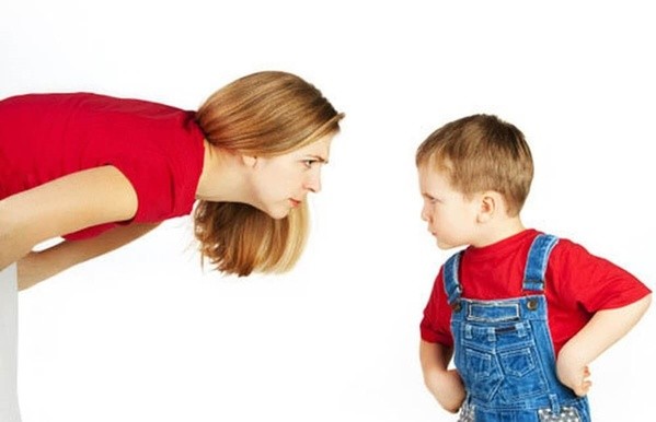 Chiều con quá mức, con đòi gì cũng được: Đâu là hệ lụy?