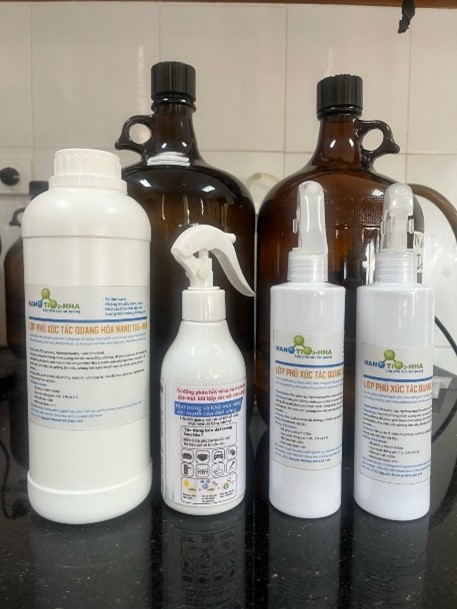 Sản phẩm của dự án“Phát triển dung dịch phủ bề mặt nano hydroxyl apatit (HA) -TiO2 pha tạp nitơ (HA/N-TiO2) diệt khuẩn, vi nấm và khử hóa chất độc hại”