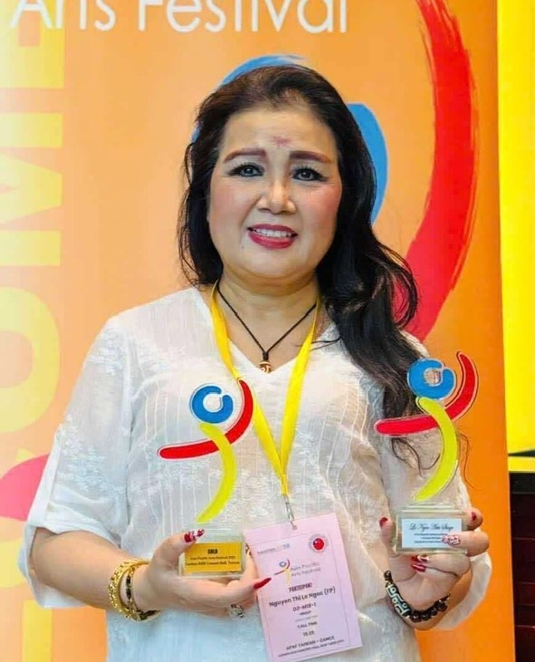 NSND Lệ Ngọc giành giải Vàng với 