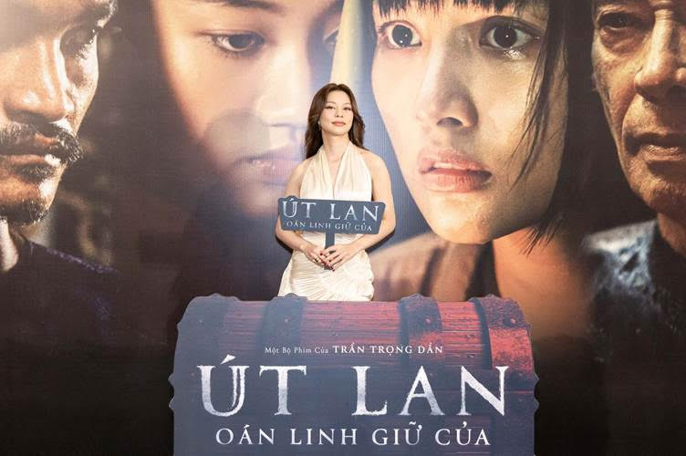 Bùi Lan Hương tại buổi ra mắt phim ‘Út Lan: Oán Linh Giữ Của’ hôm 17/6 tại TP HCM. 