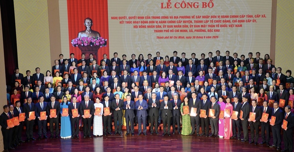  Tập thể 168 bí thư phường/xã/đặc khu Thành ủy TP.HCM sau sáp nhập.