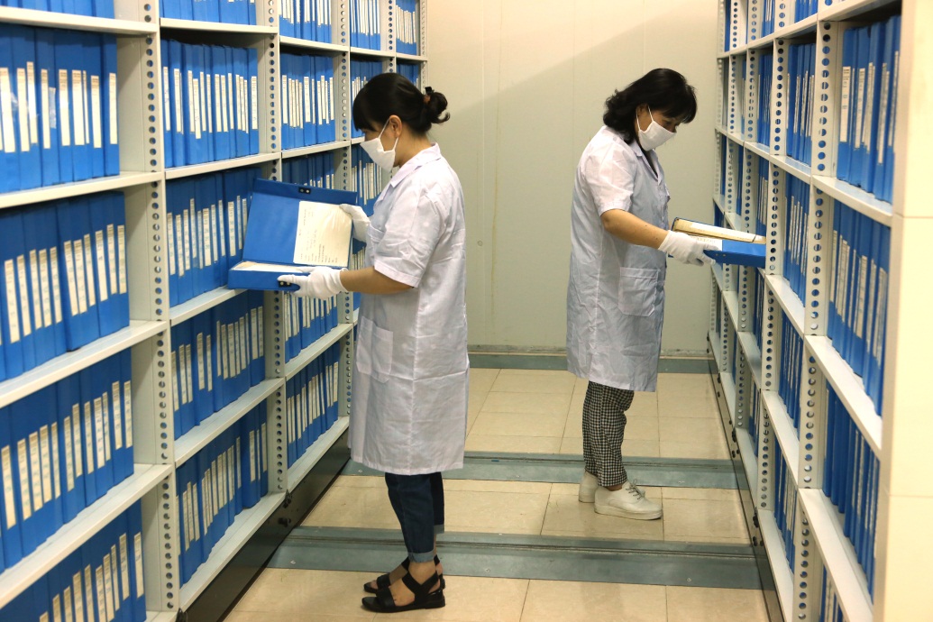 Viện phát triển hệ thống kho tư liệu điện ảnh đồ sộ, với hơn 4.000 hồ sơ phim truyện, tài liệu, hoạt hình, và hàng trăm hồ sơ về nhân vật, sự kiện và vấn đề điện ảnh. 