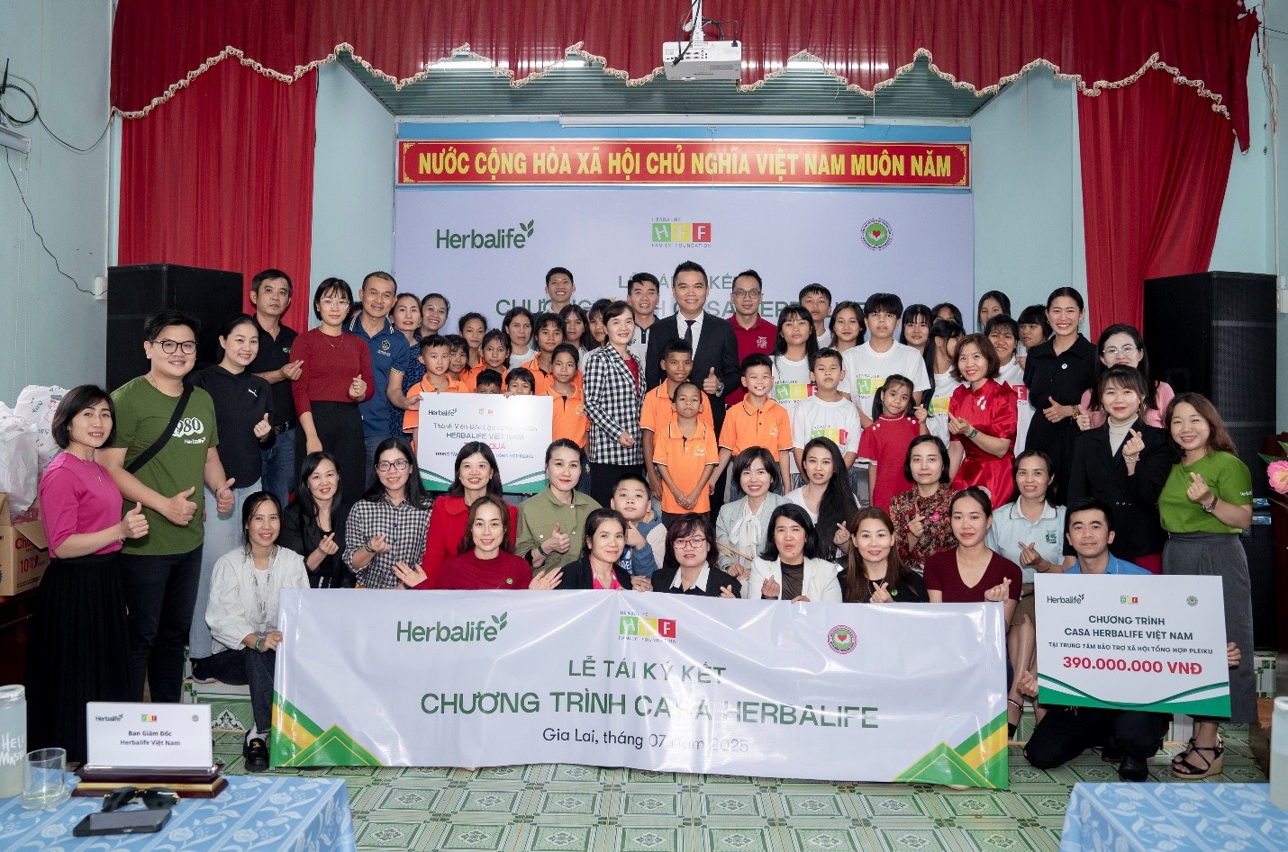 Herbalife Việt Nam tiếp tục hỗ trợ bữa ăn dinh dưỡng cho hơn 3.000 người khó khăn