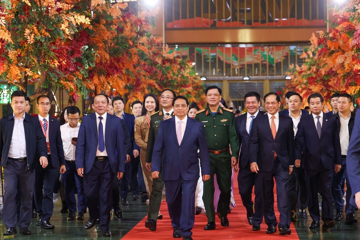 “Siêu hội chợ” hút hơn 1 triệu khách, quyên góp gần 400 tỷ đồng cho đồng bào vùng bão lũ