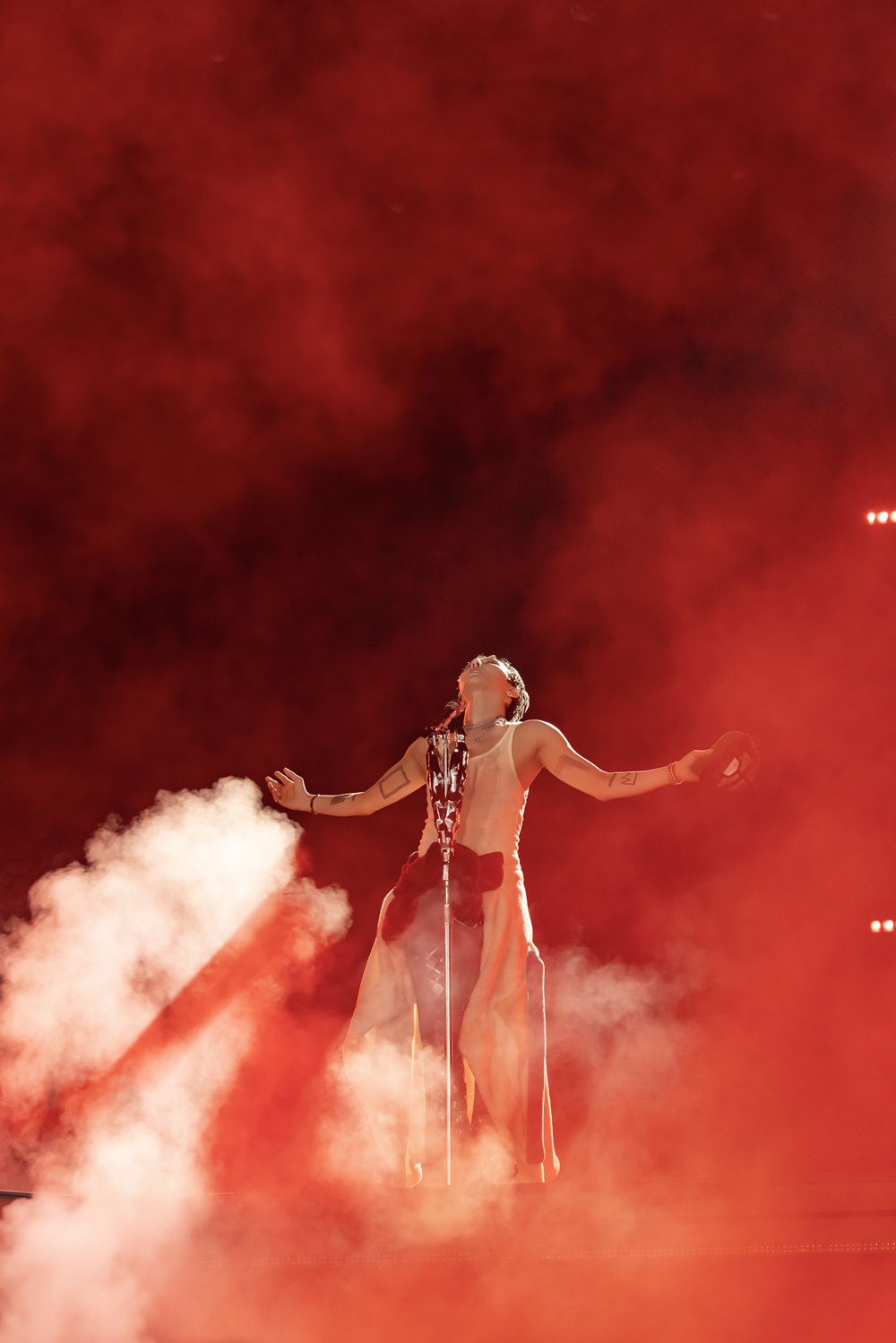 Concert của siêu sao G-DRAGON thăng hoa giữa đại dương ánh sáng Ocean City