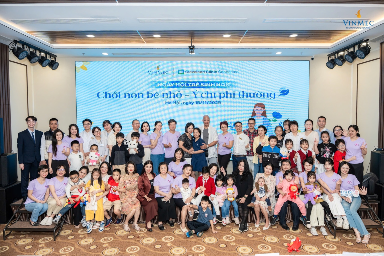 Hình ảnh hội ngộ của các trẻ sinh non tại Bệnh viện Đa khoa Quốc tế Vinmec Times City