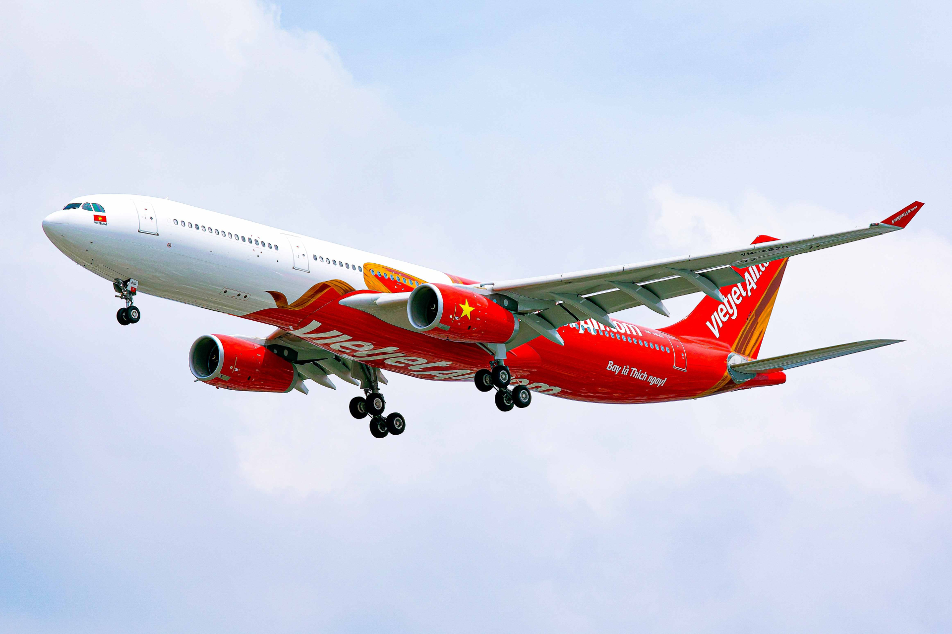 Trọn gói Business và SkyBoss chỉ từ 1,8 triệu đồng trong Mega Livestream “Chuyện bay Vietjet kể” 27/11