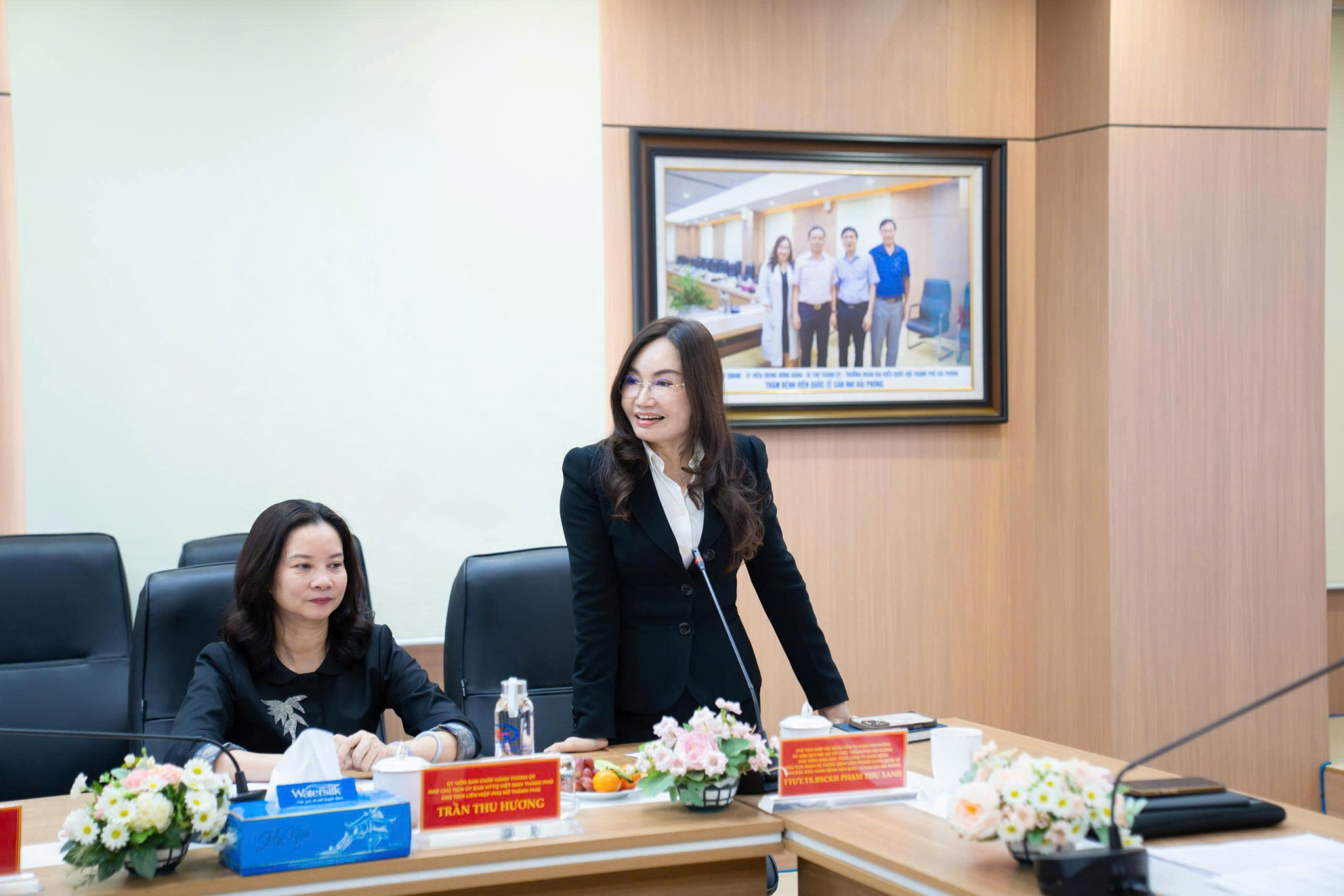 TTUT.PGS.TS.BSCH II Phạm Thu Xanh - Giám đốc BV Sản Nhi quốc tế Hải Phòng, đơn vị đăng cai tổ chức Hội nghị.